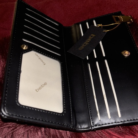 Bebe Black Kiara Woven Wallet - Picture 5 of 16